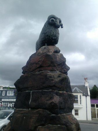 Colvin Fountain Moffat Ram